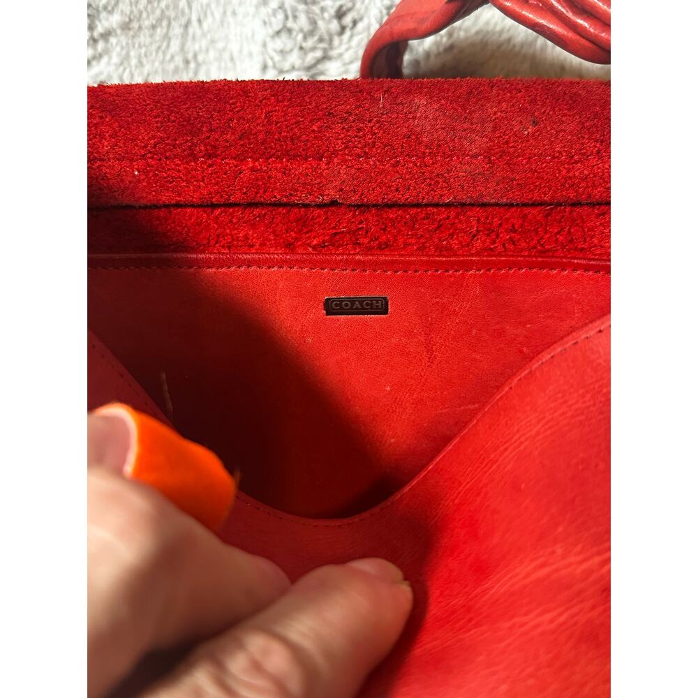 PRE-CREED Vintage Coach 9170 Classic Pouch Red Leather Metal Tag 1970s - Picture 15 of 16